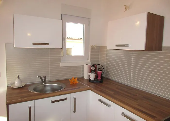 Iva Doren Apartment *