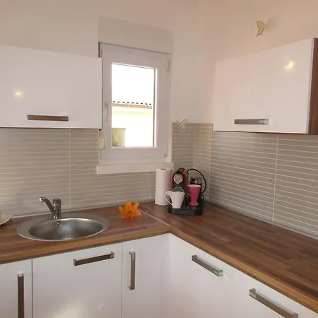 Iva Doren Apartment *